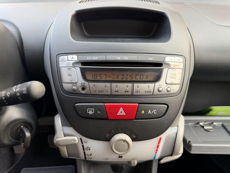 Peugeot 107 107 5p 1.0 12v URBAN MOVE SENZA VINCOLI !!!!