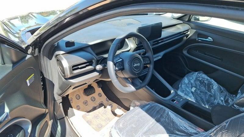 Jeep Avenger 1.2 turbo e-hybrid mhev Longitude fwd 110cv edct6