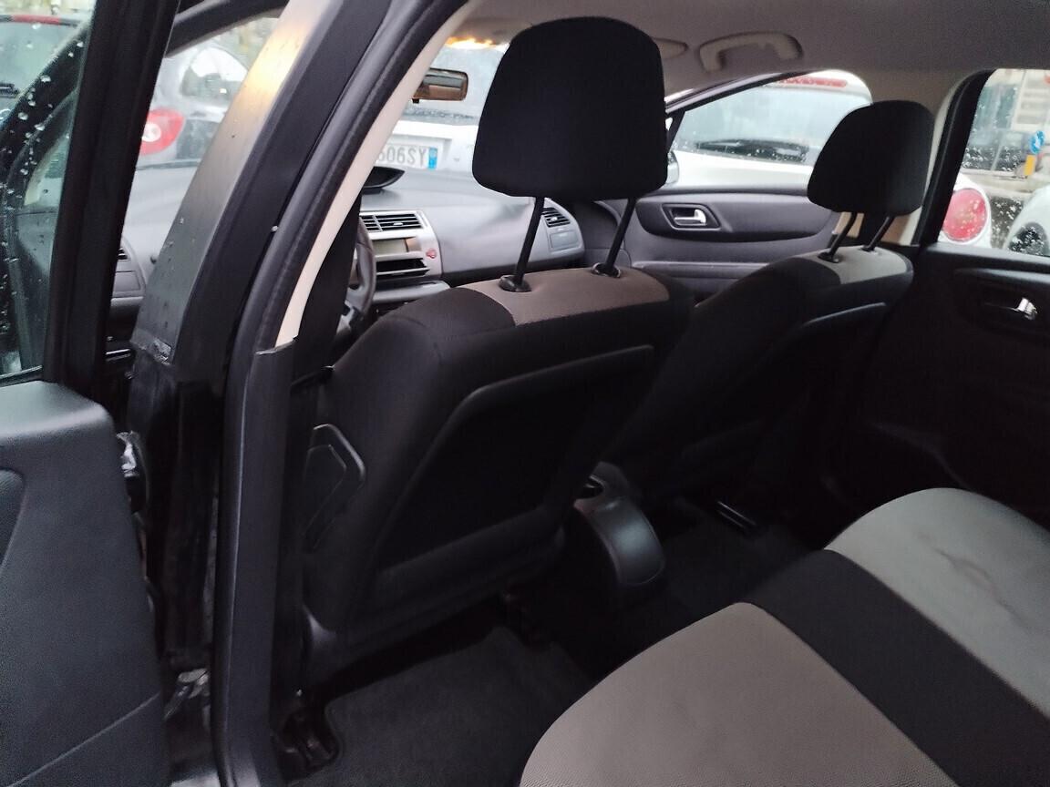 Citroen C4 1.4 benzina 2009 km 155000 CONSEGNA CON TAGLIANDO E DISTRIBUZIONE