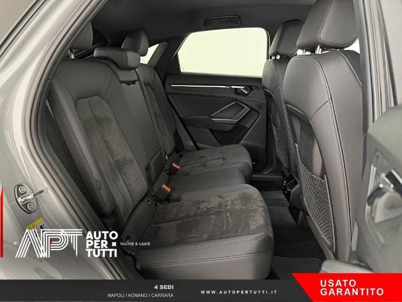 Audi Q3 Q3 Sportback RS 2.5 quattro s-tronic