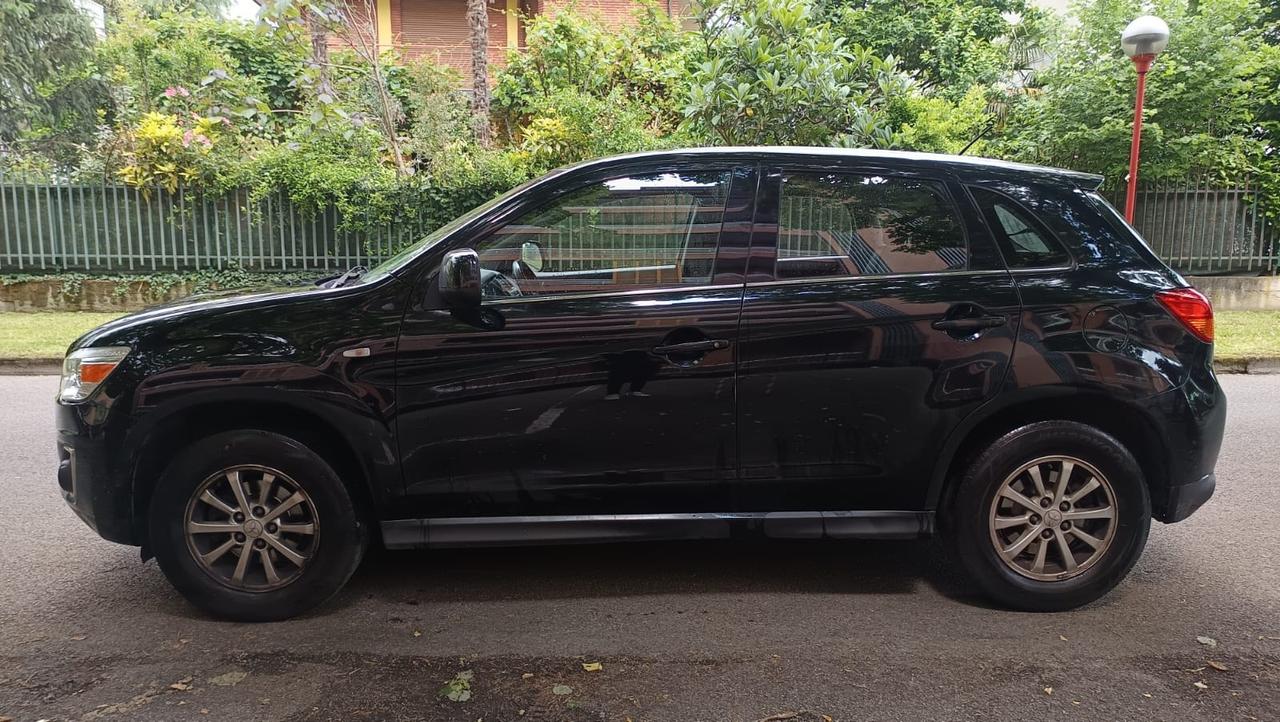Mitsubishi ASX 1.6 DI-D 114 CV 4WD Instyle Panoramic