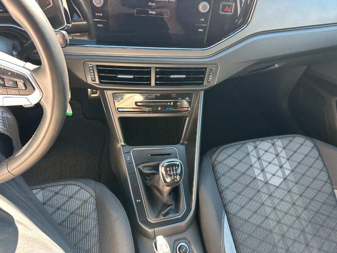 Volkswagen Taigo 1.0 tsi R-Line 115cv