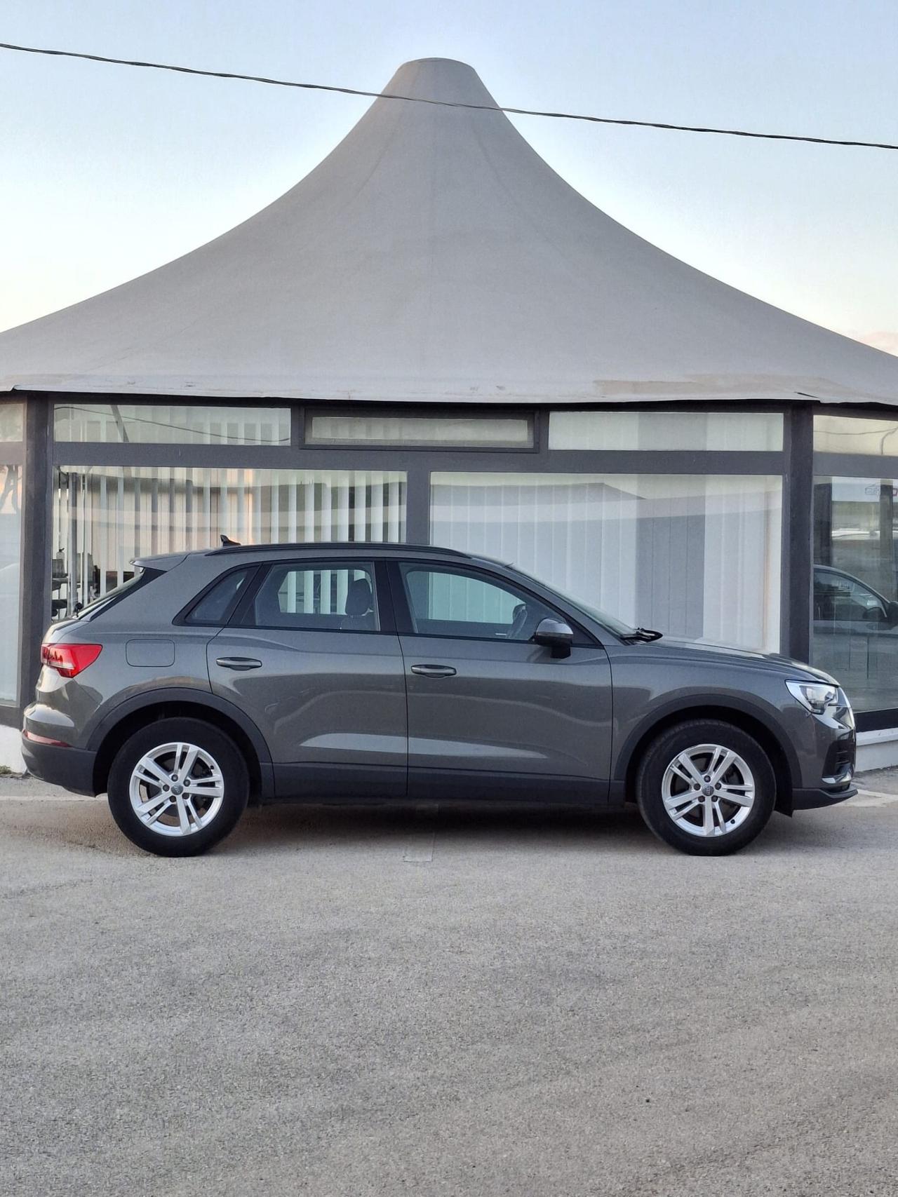 Audi Q3 2.0 TDI 150 CV quattro Business