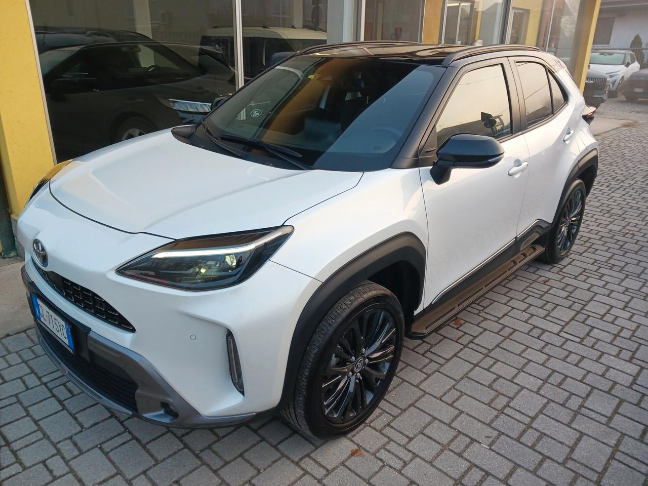 Toyota Yaris Cross 1.5 Hybrid 5p. E-CVT Adventure TAGLIANDI TOYOTA