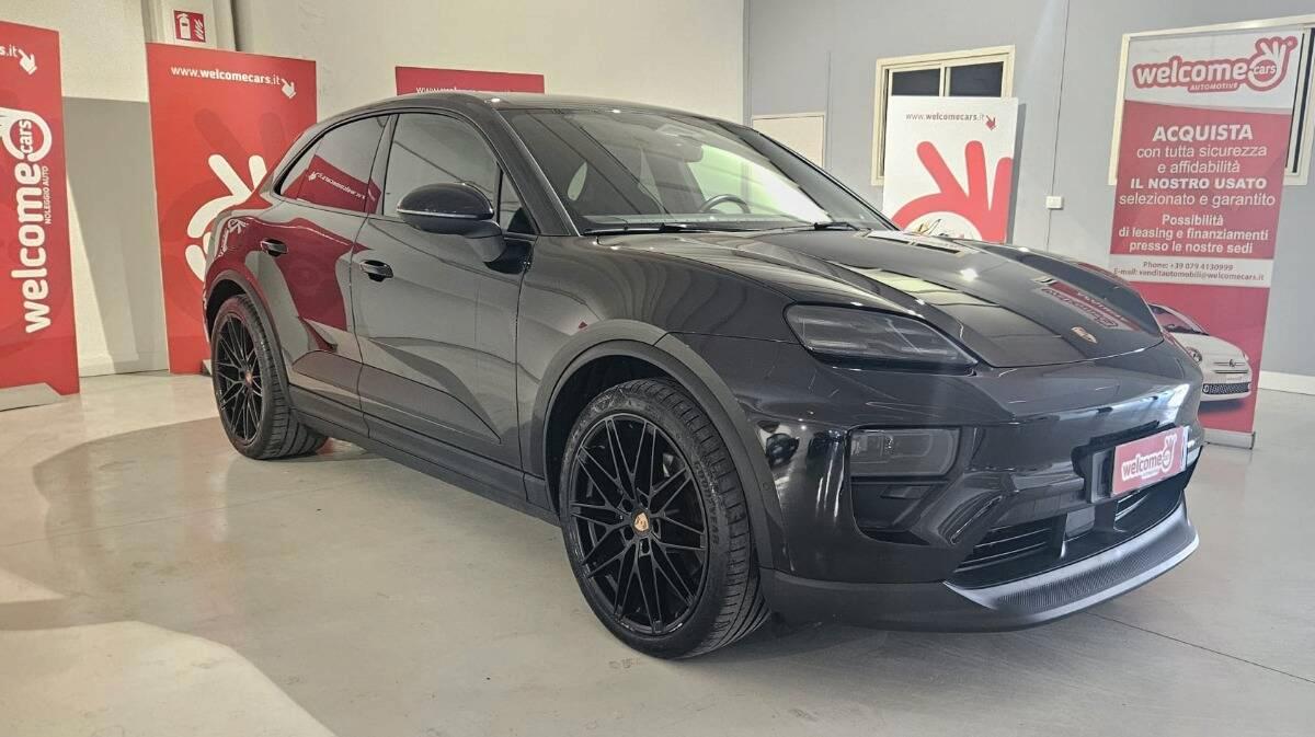 Porsche Macan 4