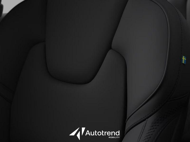 Volvo XC90 Plug-In Hybrid T8 310+145 CV AWD Ibrido Plug-In Automatica Plus Dark 7 Posti