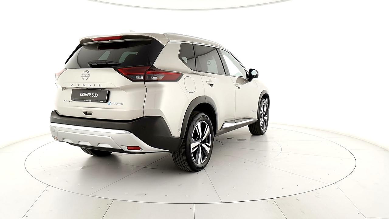 NISSAN X-TRAIL TEKNA e-POWER e-4ORCE