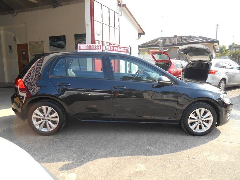 Volkswagen Golf 1.6 TDI 5p. CON SOLI KM 116000 NEOPATENTATI