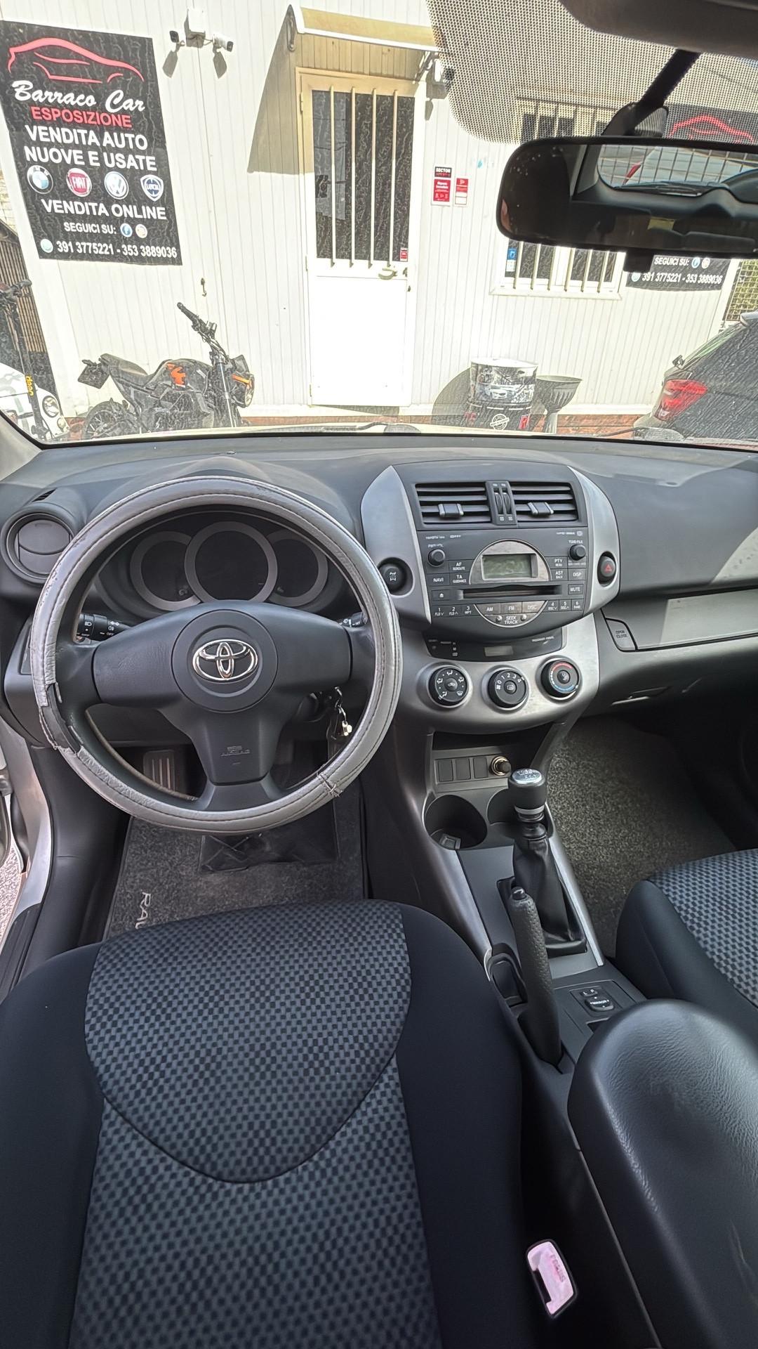 Toyota RAV 4 RAV4 2.2 D-4D 136 CV Luxury