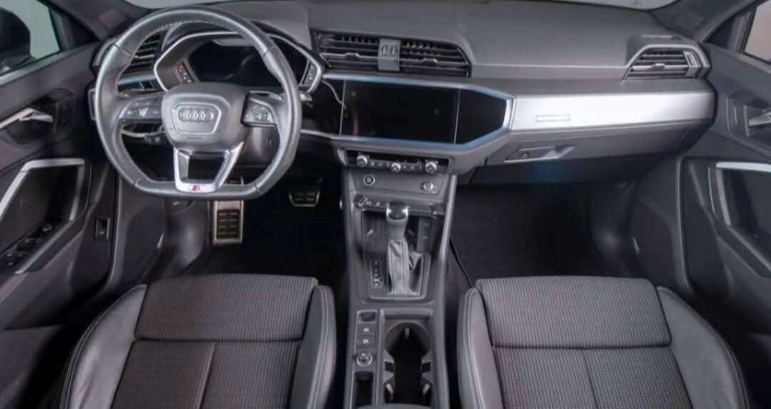 Audi Q3 35 TDI S tronic line edition int.est