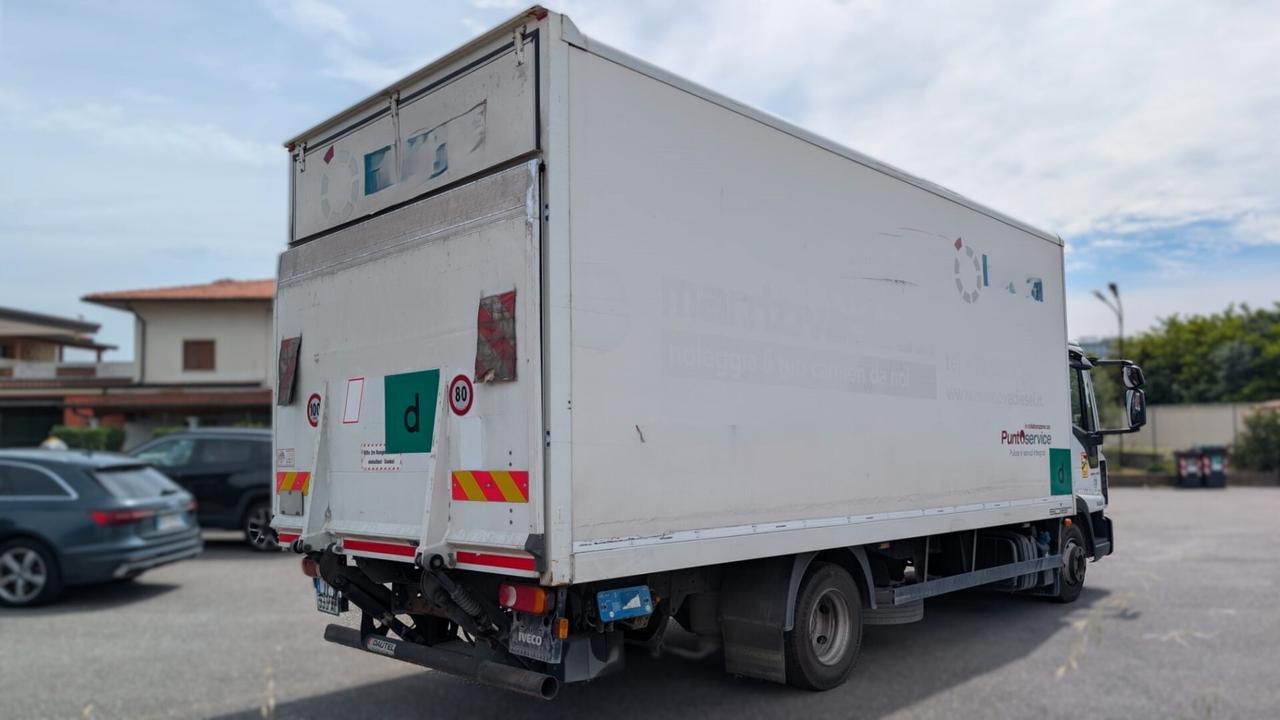 IVECO EUROCARGO 75 - 210
