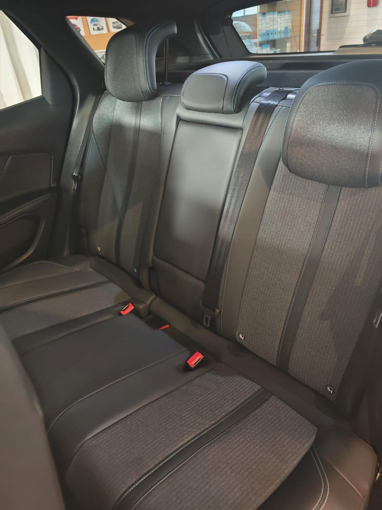 Peugeot 3008 PureTech Turbo 130 S&S Allure Pack