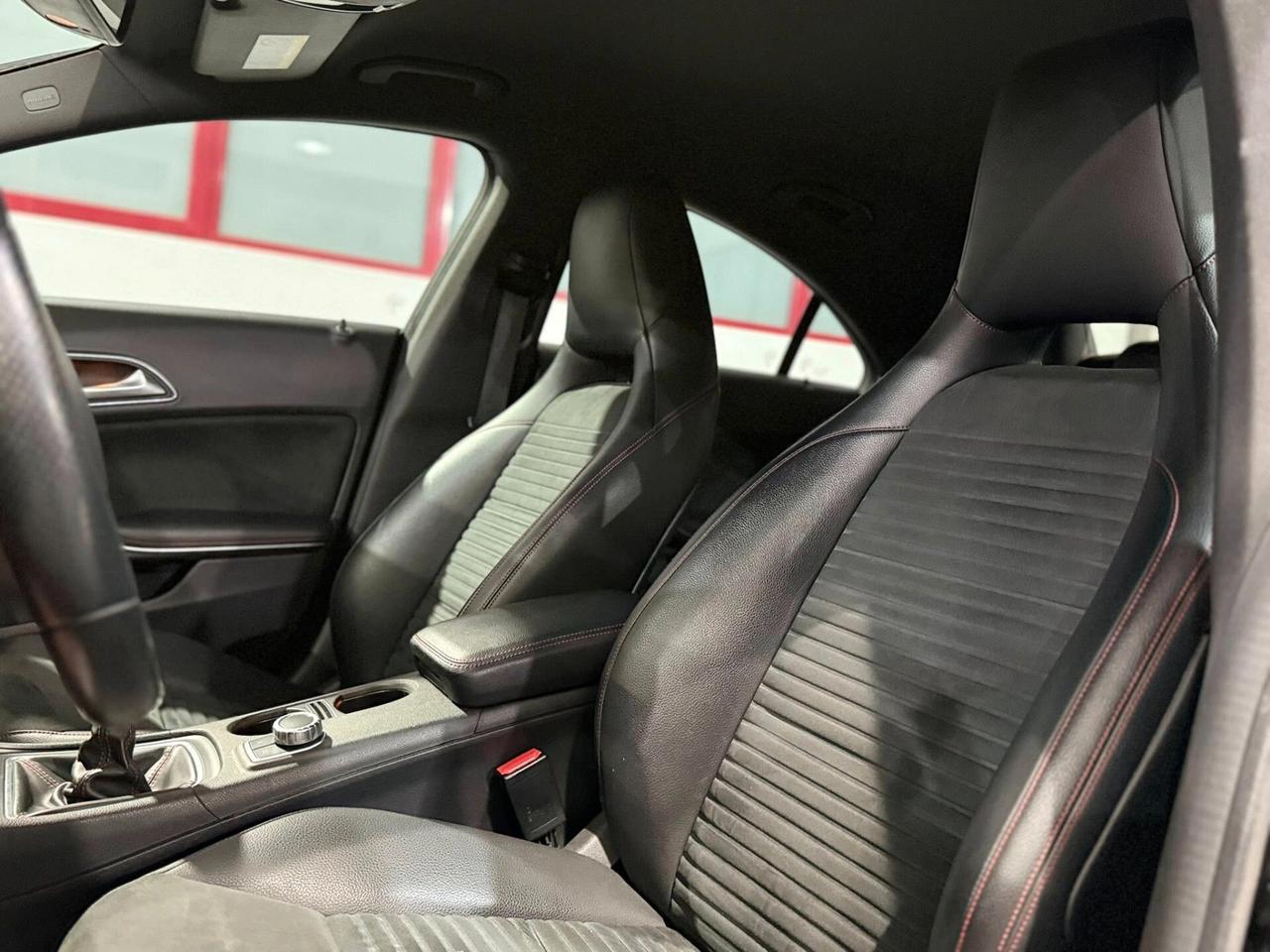 Mercedes CLA 200 CDI Premium Amg 136cv 2014