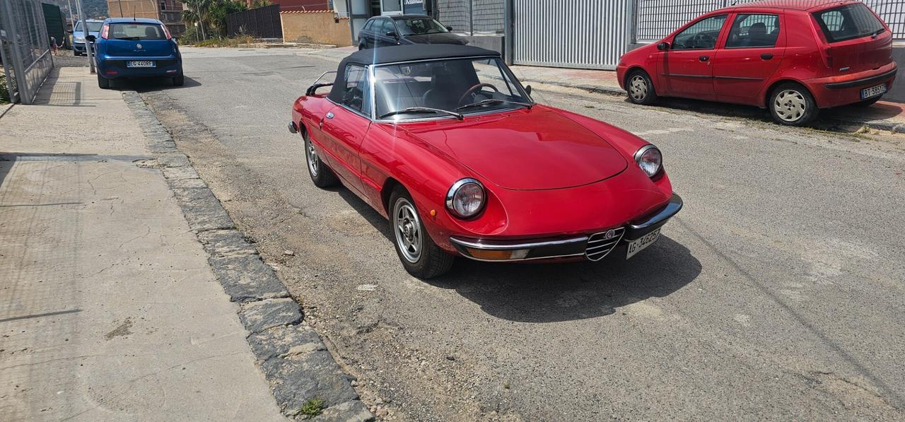 Alfa Romeo Spider 2.0 Veloce