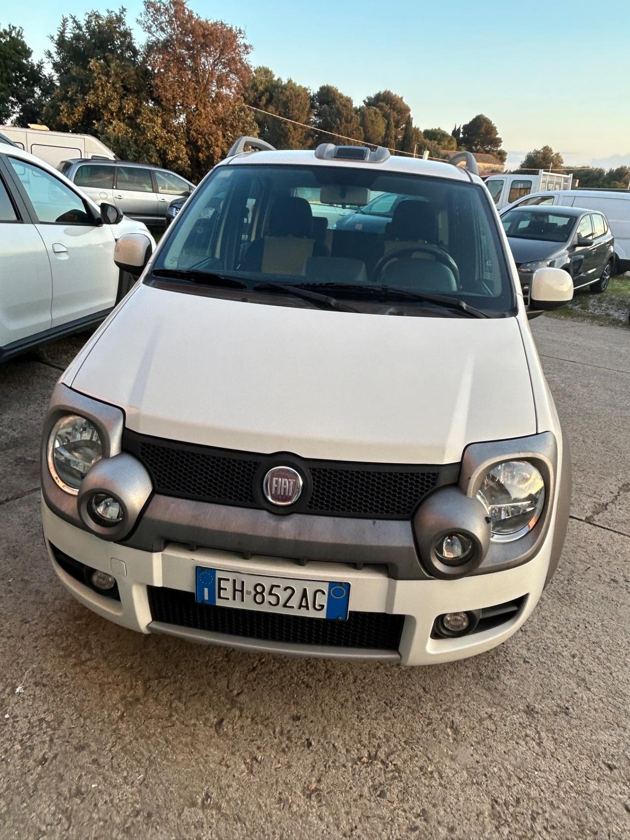 Fiat Panda 1.3 MJT 16V DPF 4x4 Cross