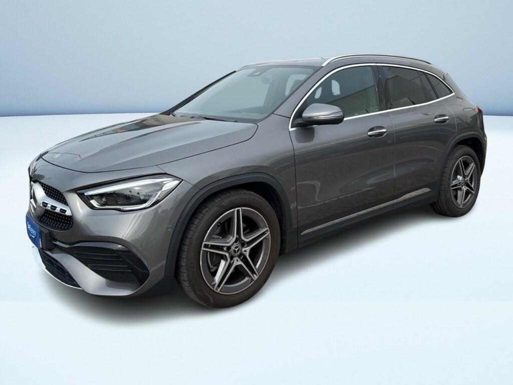 Mercedes GLA 200 200 D Premium 8G-DCT
