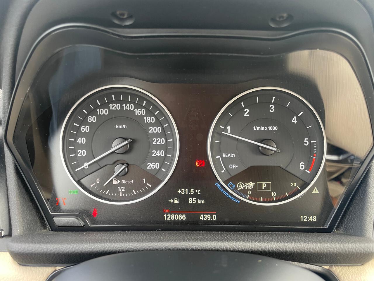 Bmw 218d Active Tourer Luxury auto-NAVI-RETRO-PELLE