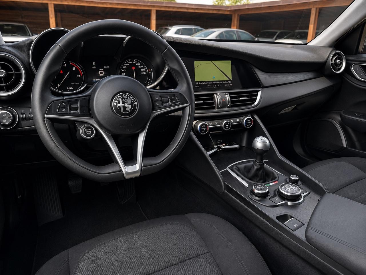 Alfa Giulia 2.2 Turbodiesel 150 CV distribuzione e frizione eseguita