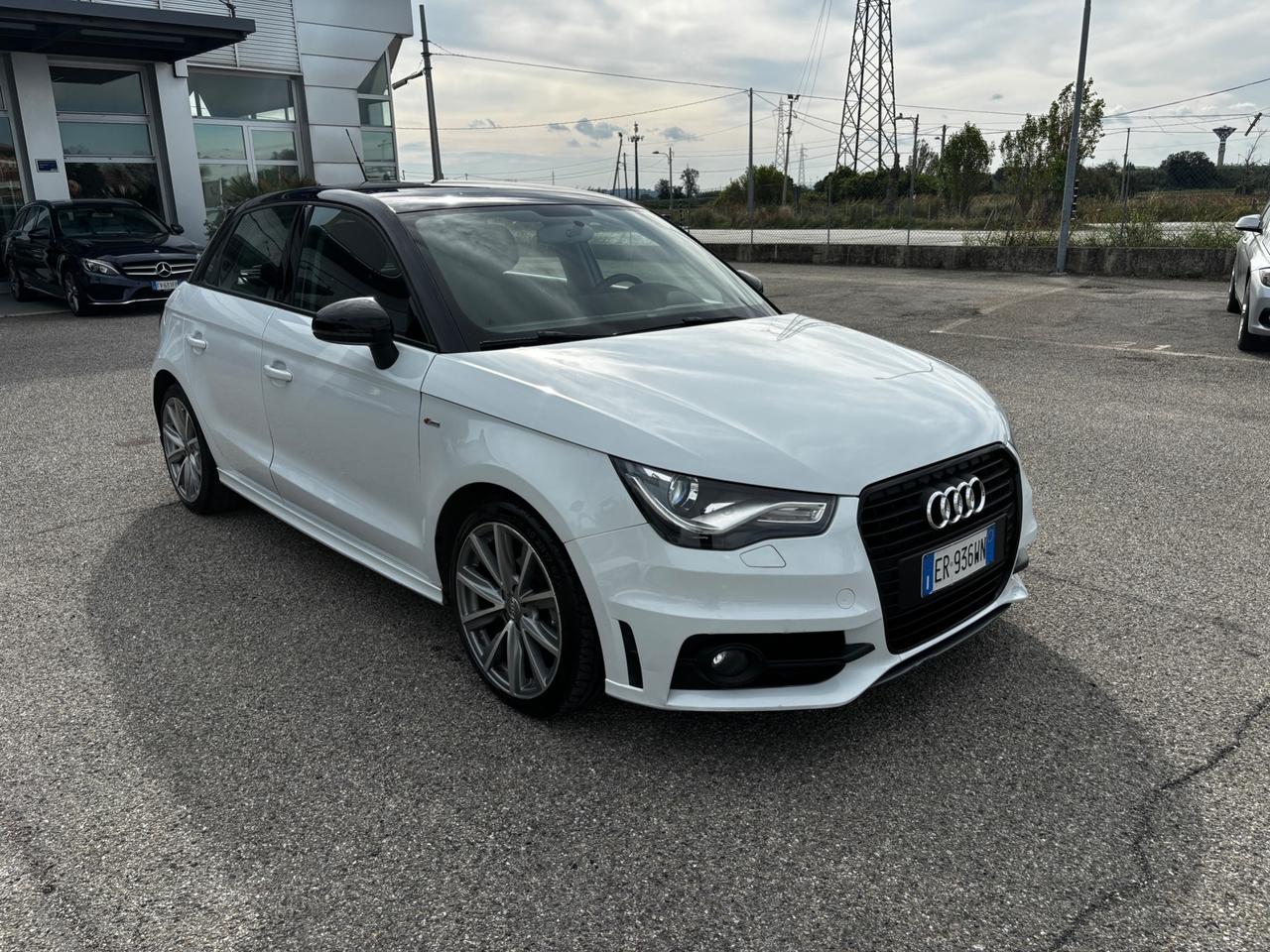 Audi A1 1.6 TDI S tronic Admired - 2013