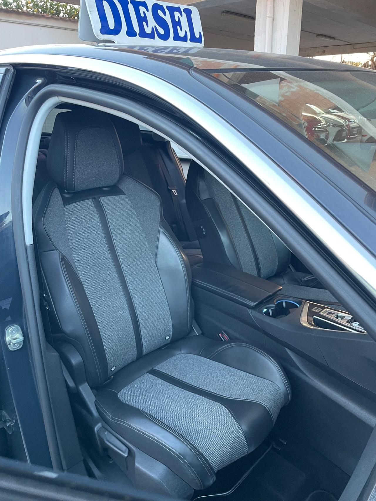 Peugeot 3008 BlueHDi 130 S&S EAT8 Allure Full dal nord Italia automatica