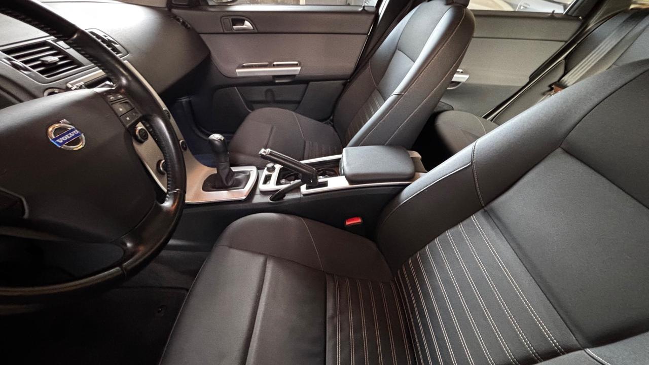 Volvo V50 D2 POLAR PLUS