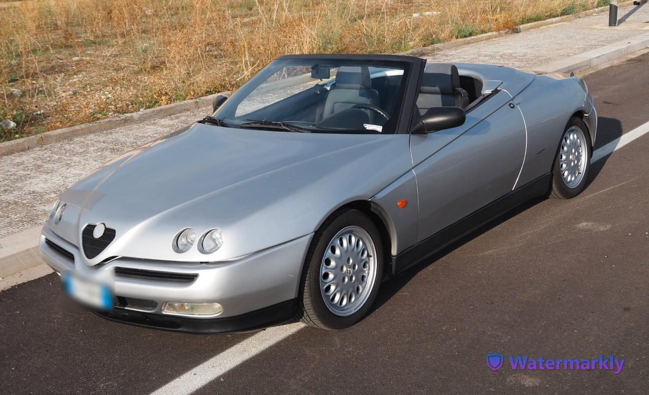 Alfa Romeo Spider 2.0 Twin Spark 16V