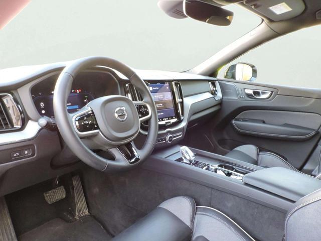 VOLVO XC60 T6 Plug-in hybrid AWD automatico Plus Dark