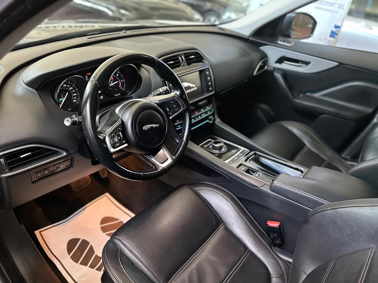 Jaguar F-Pace 2.0 /180cv aut. Prestige/2018/4x4