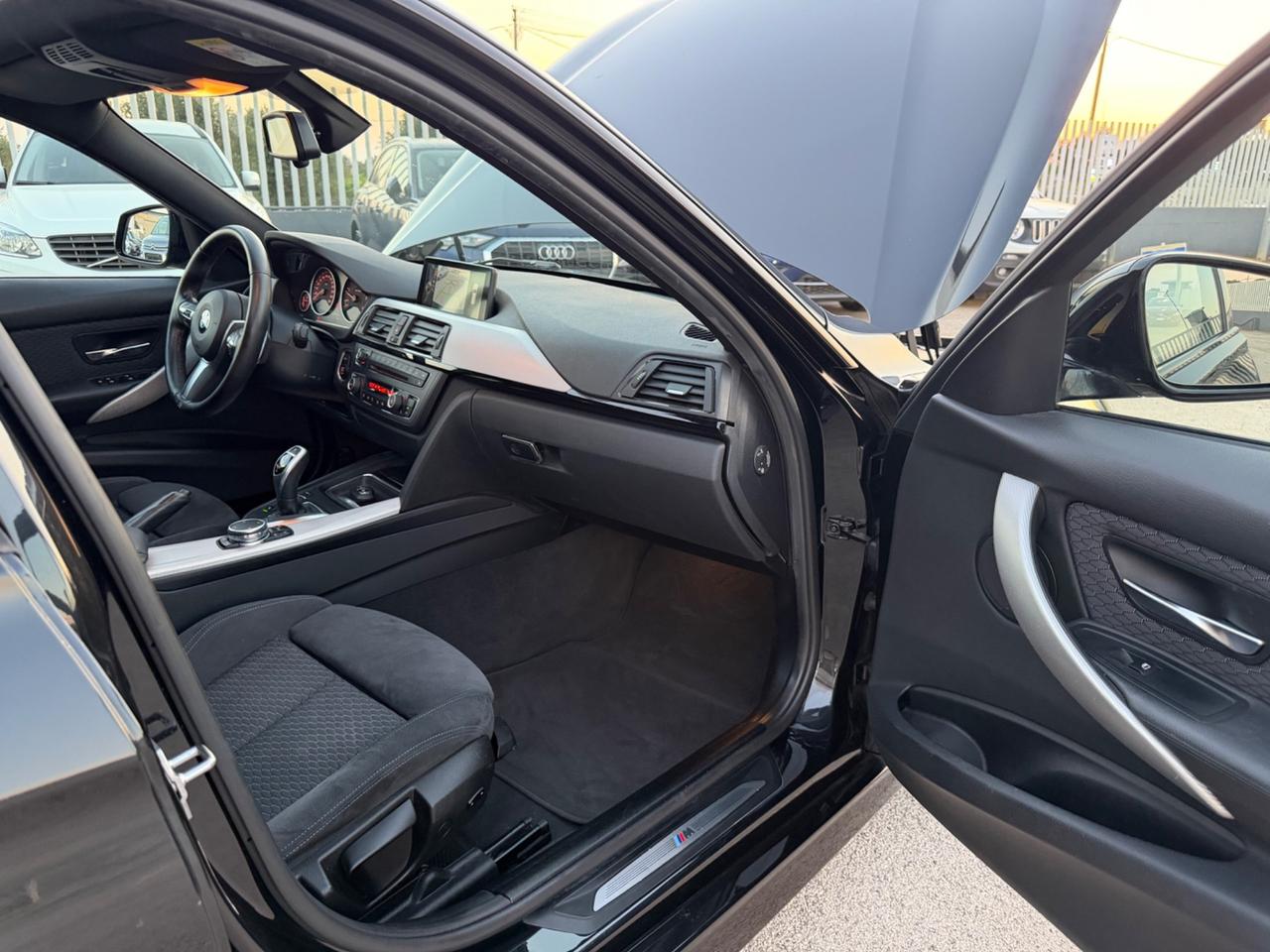 BMW 320D XDRIVE TOURING MSPORT F1 184 STRAFULL