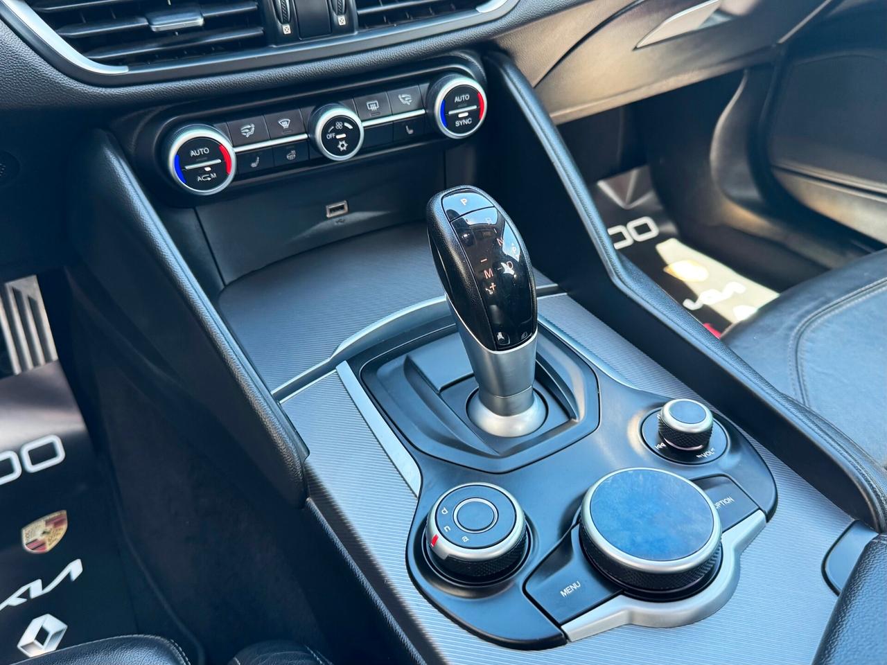 Alfa Romeo Giulia 2.2 Turbo 210cv AT8 Q4 Veloce | PREZZO PROMO