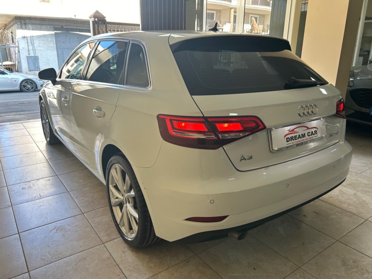 Audi A3 SPB 30 TDI S tronic Sport BIXENO NAVI LED