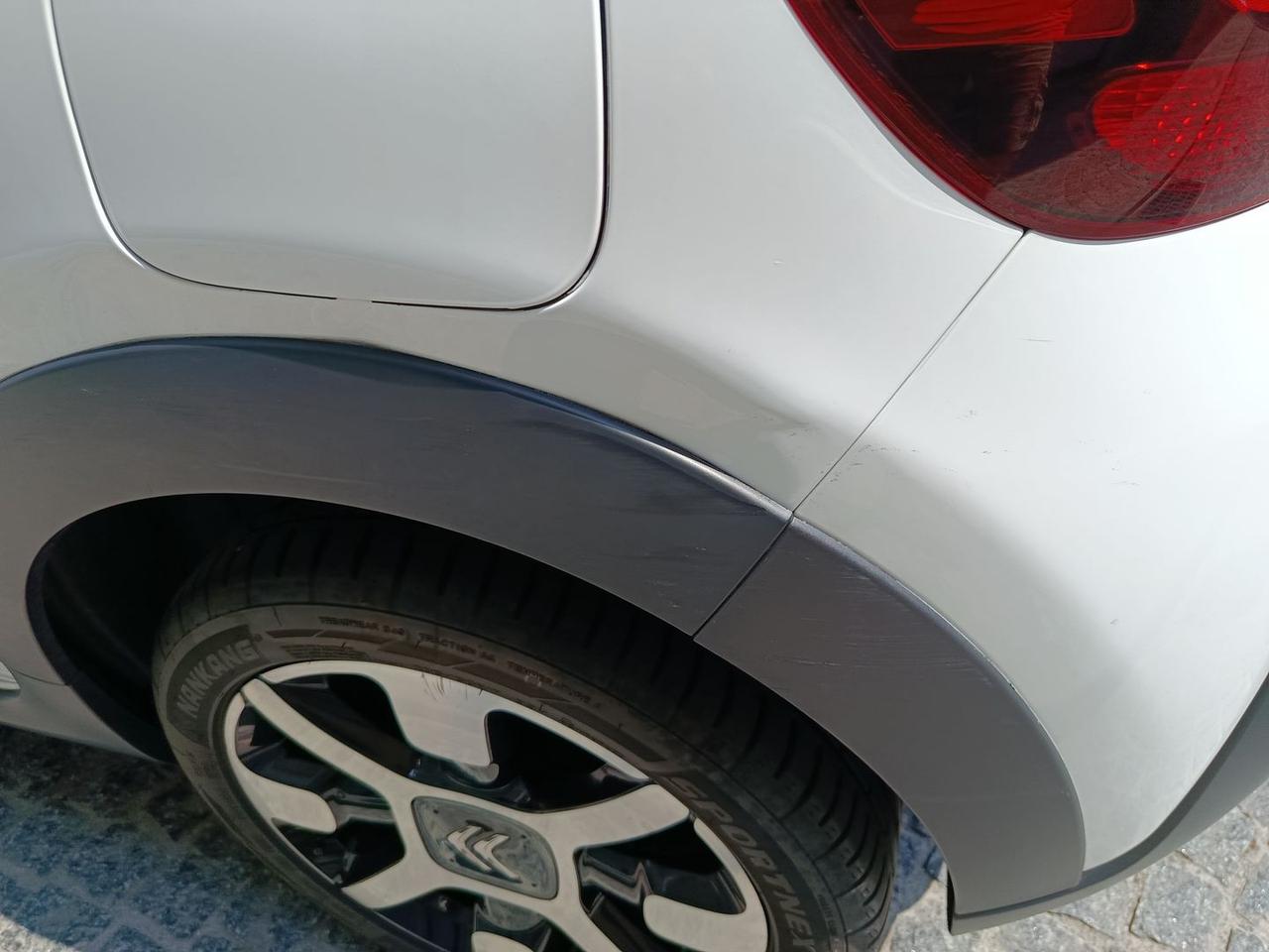 Citroen C3 Shine 1.6 Blue HDi 100 #11828