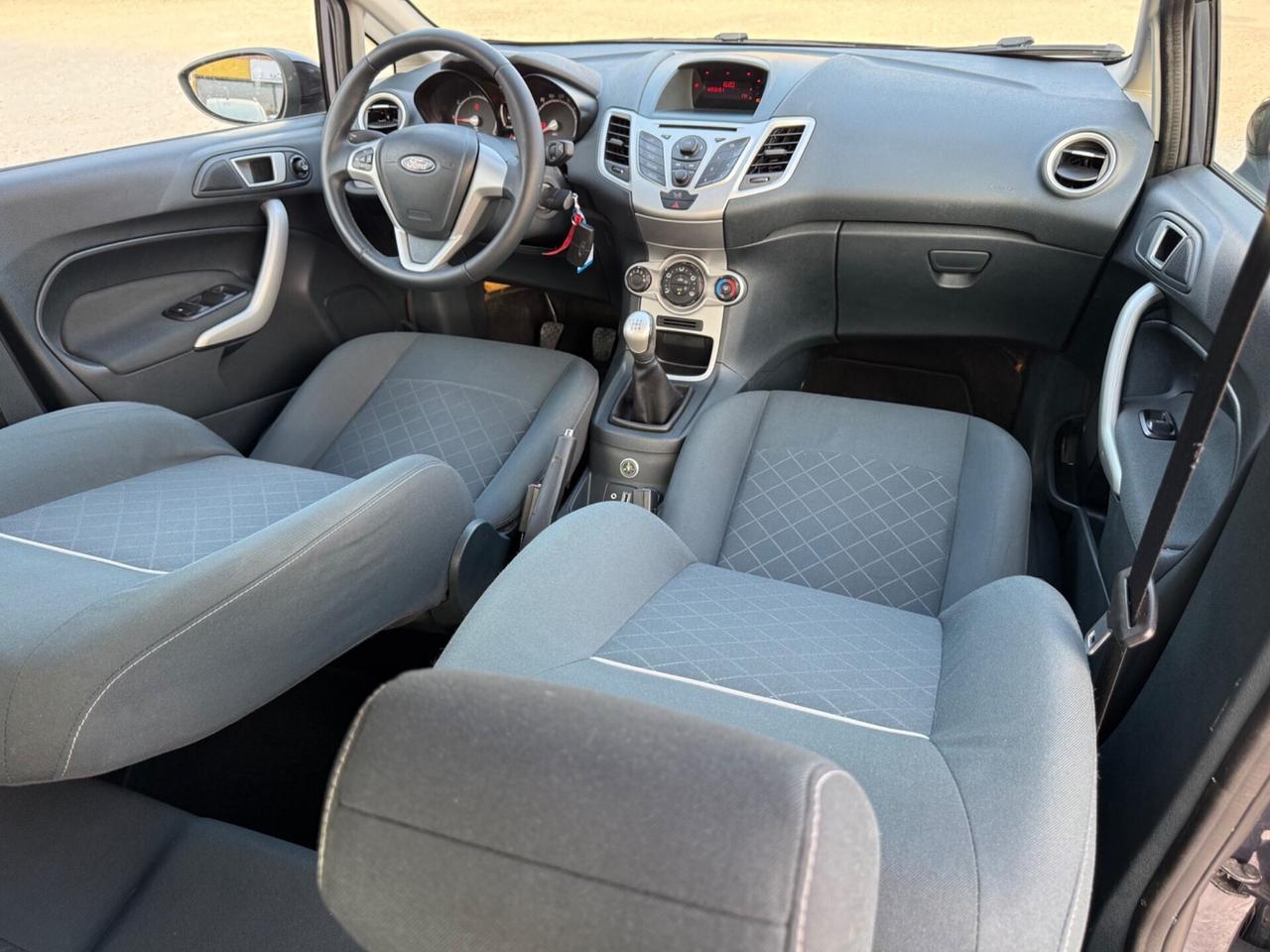 Ford Fiesta 1.4 16V 5p.Bz.- GPL Business UNICO PRO