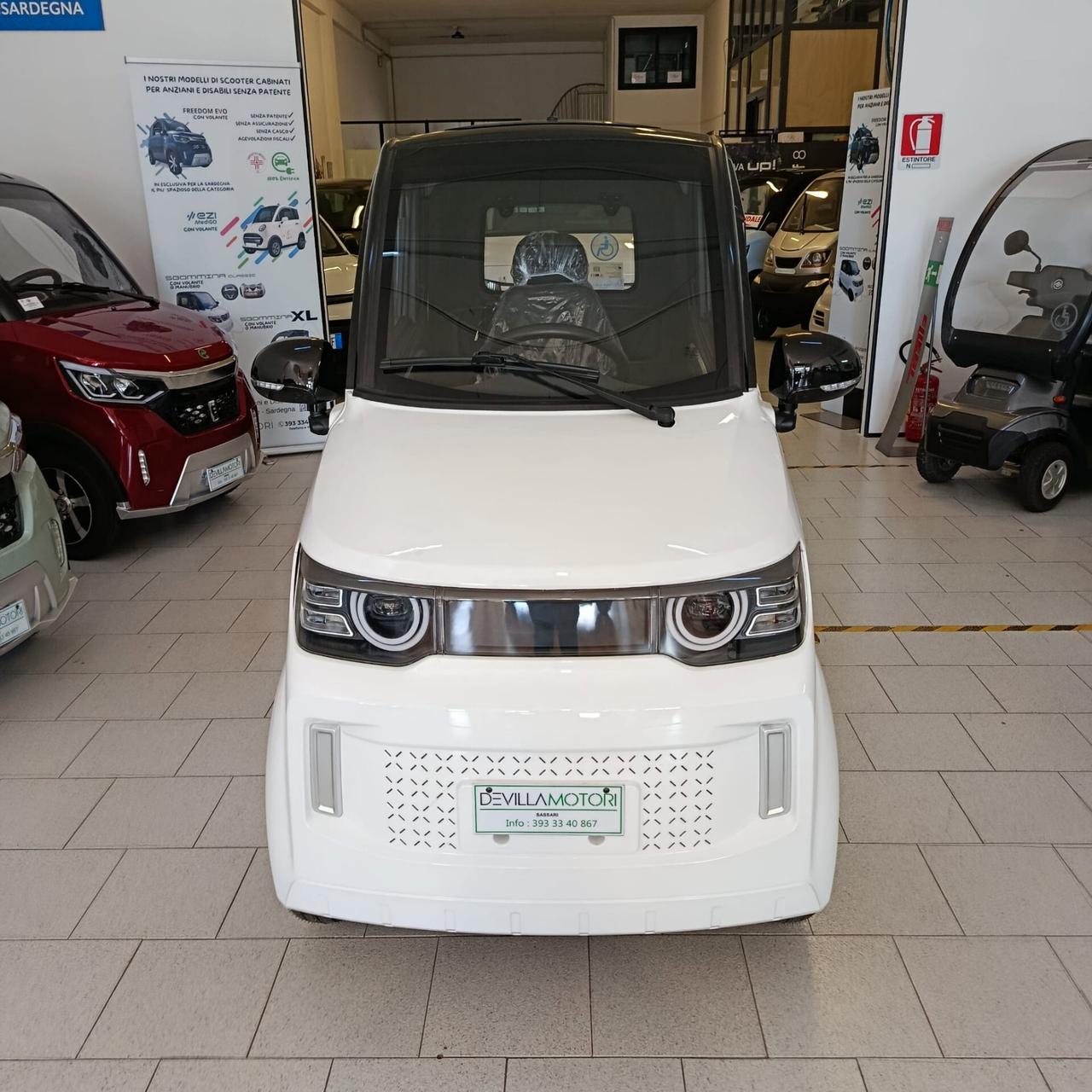 SGOMMINA XL - CABINATO ELETTRICO SENZA PATENTE