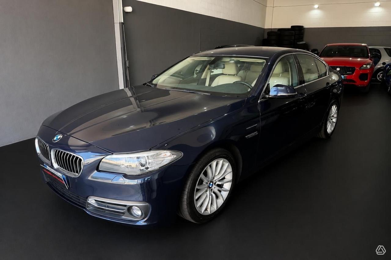 Bmw 520 520d xDrive Luxury
