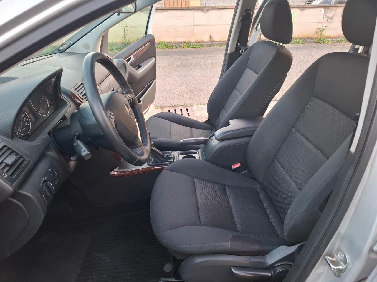 Mercedes-benz A 160 CDI SOLO 128.000 KM