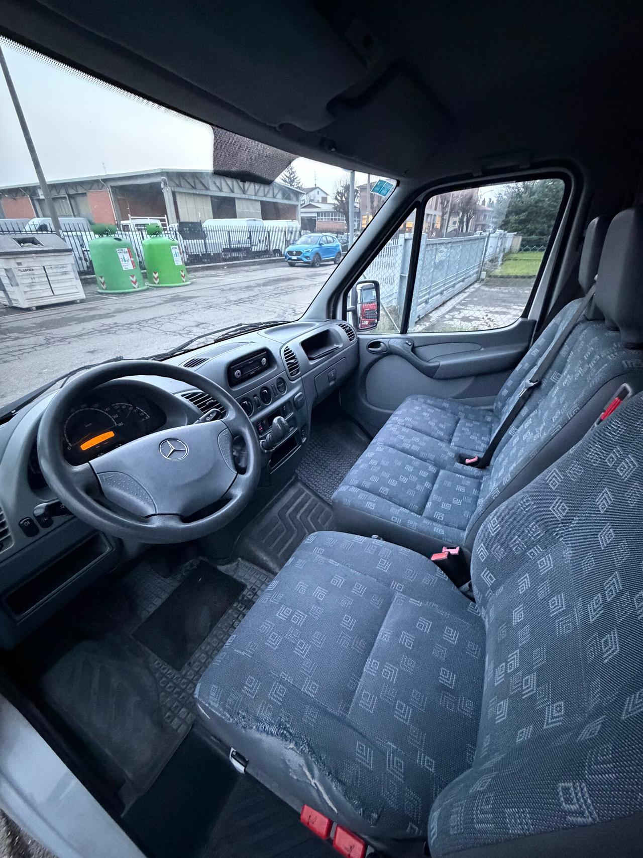 Mercedes Benz Sprinter