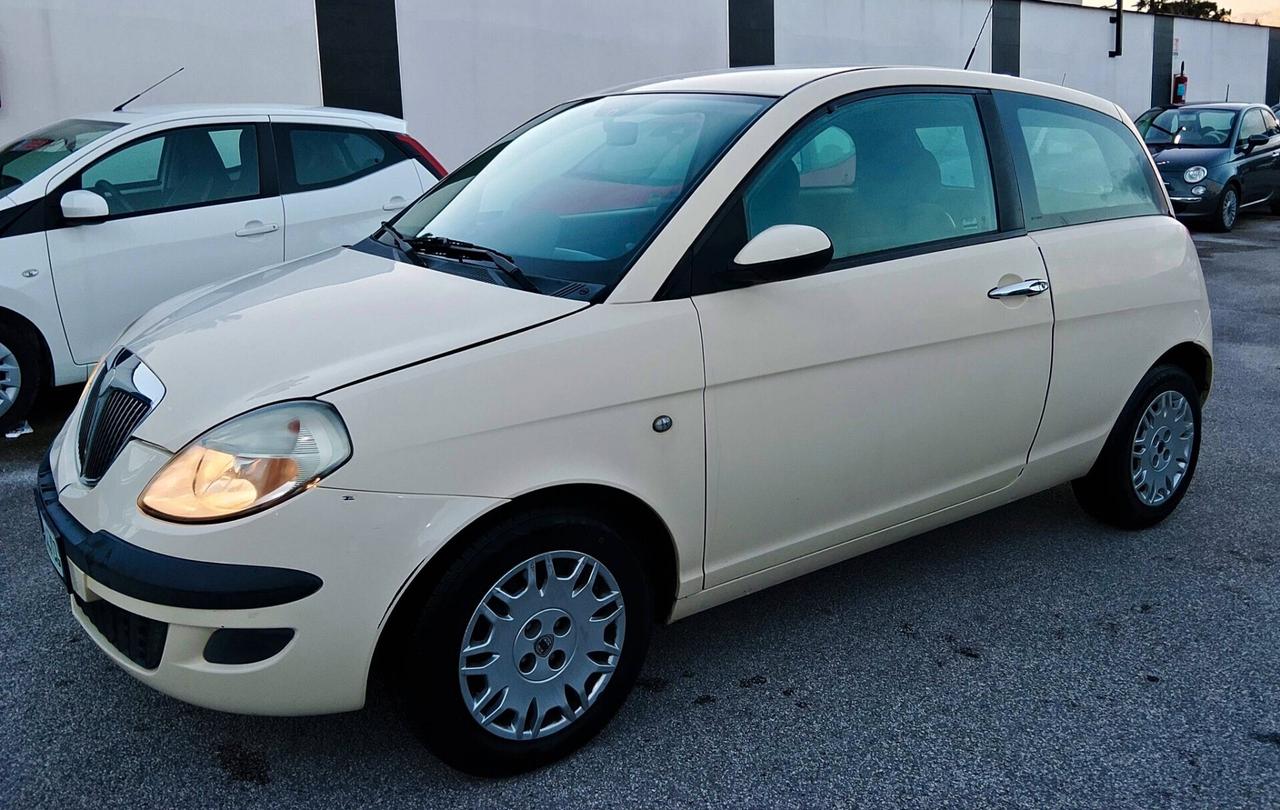 Lancia Ypsilon 1.2