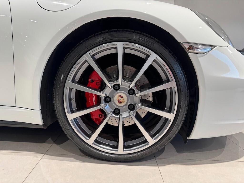 Porsche 911 3.8 Carrera 4S Cabriolet