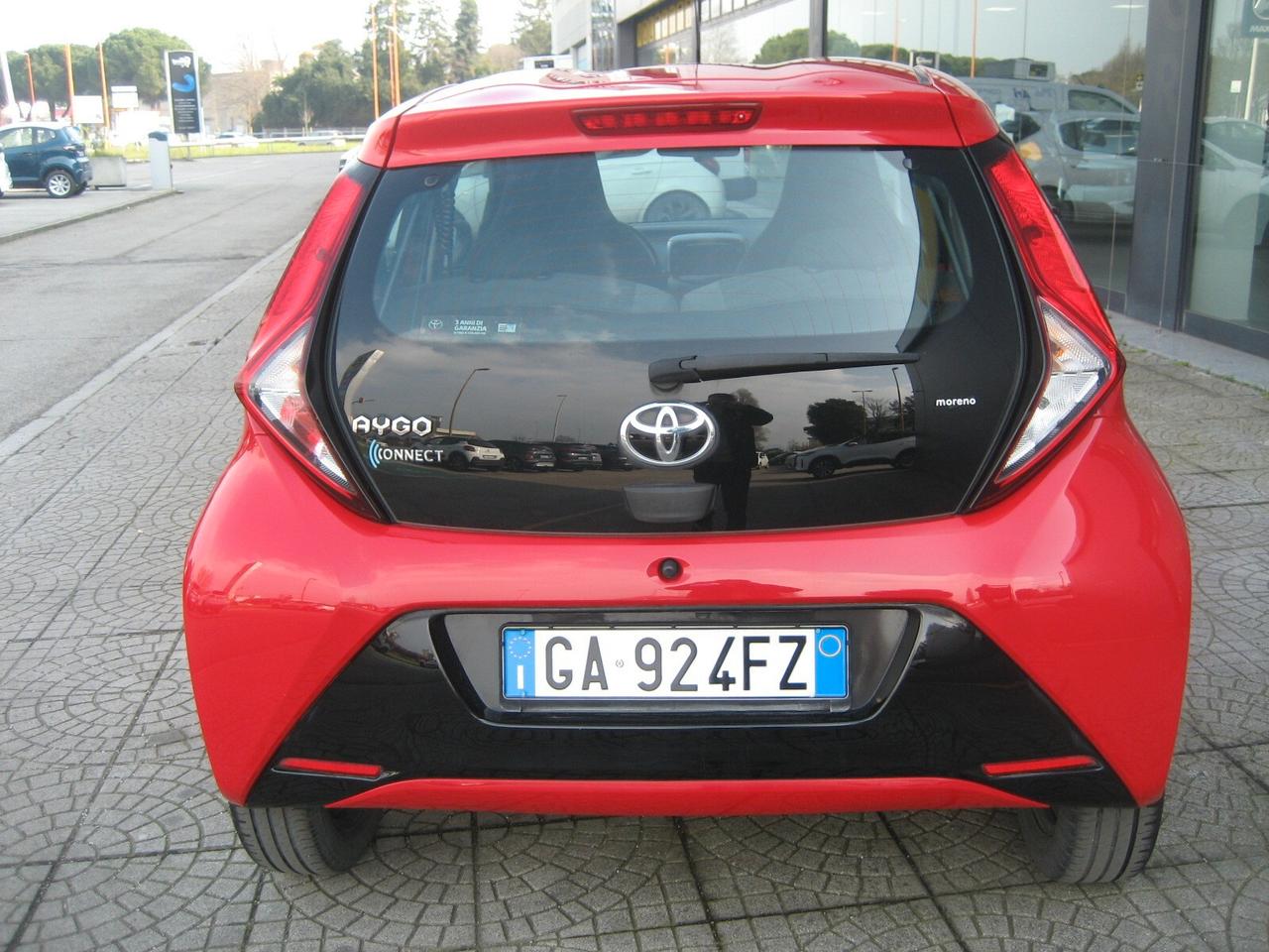 Toyota Aygo Connect 1.0 VVT-i 72 CV 5 porte x-play