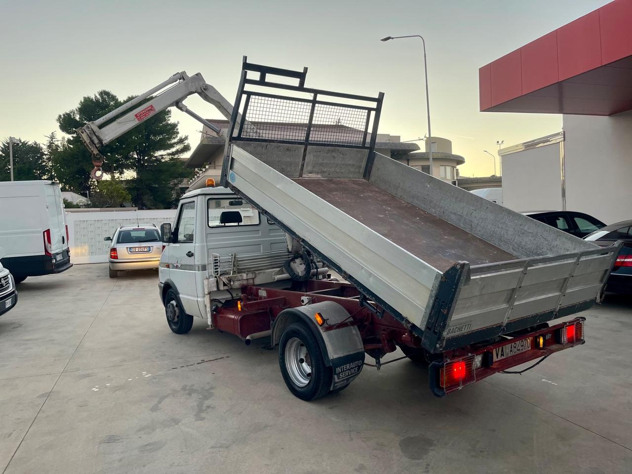 Iveco Daily 35.12 Cassone Ribaltabile e Grù Bonfiglioli