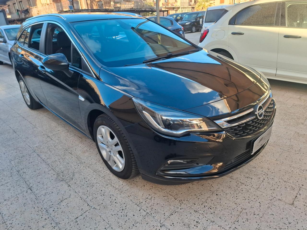 Opel Astra Sports Tourer - 1.6 CDTI Online Edition|