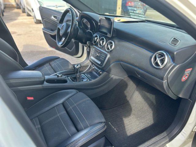 MERCEDES-BENZ A 200 d Sport