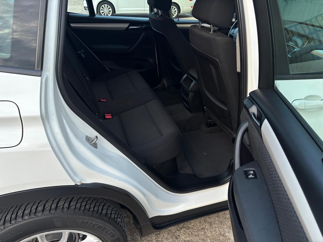 Bmw X3 sDrive18d 2.0D 150cv . Garanzia 12 mesi