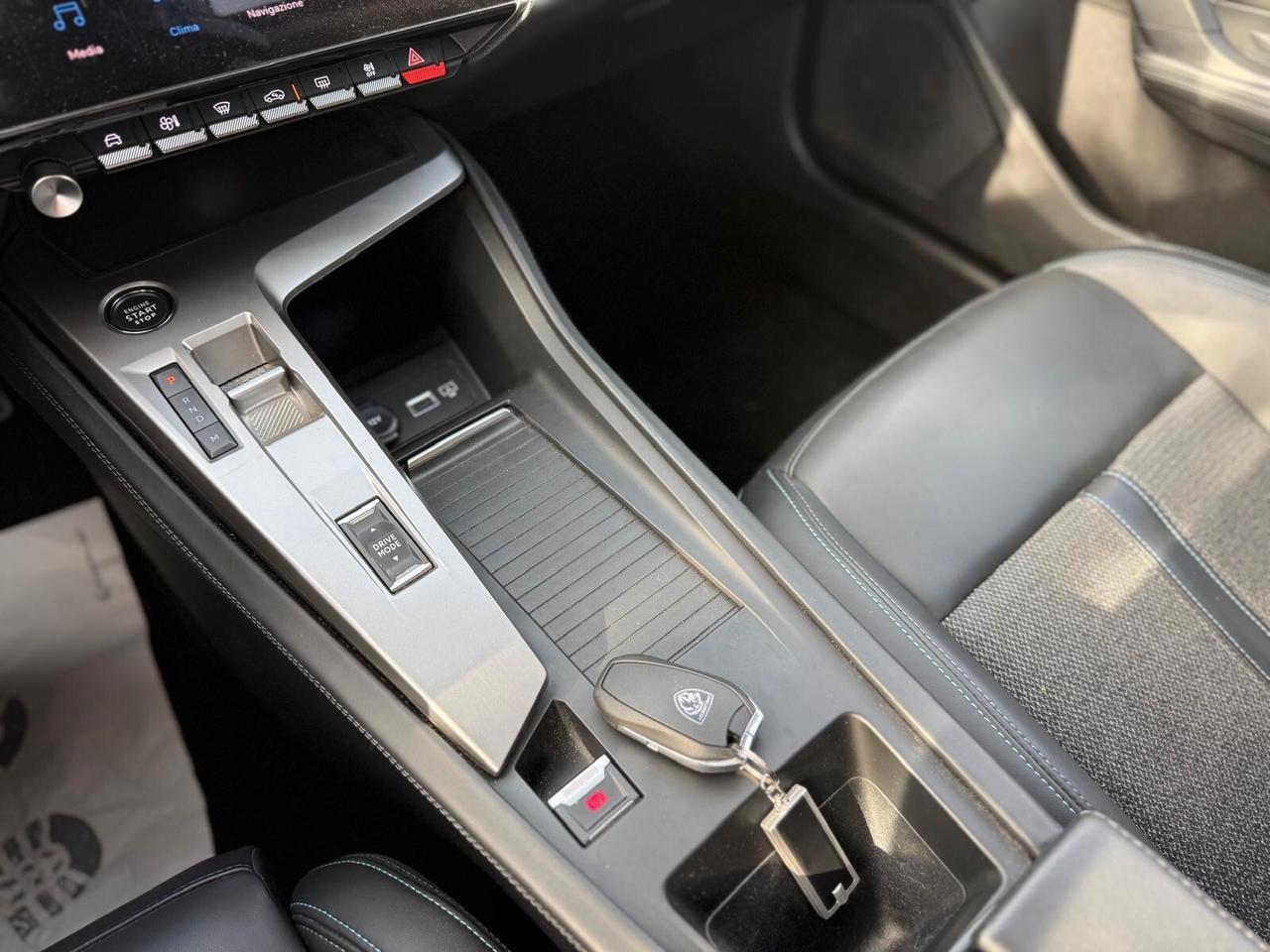 Nuova Peugeot 308 130 EAT8 SW Allure Pack