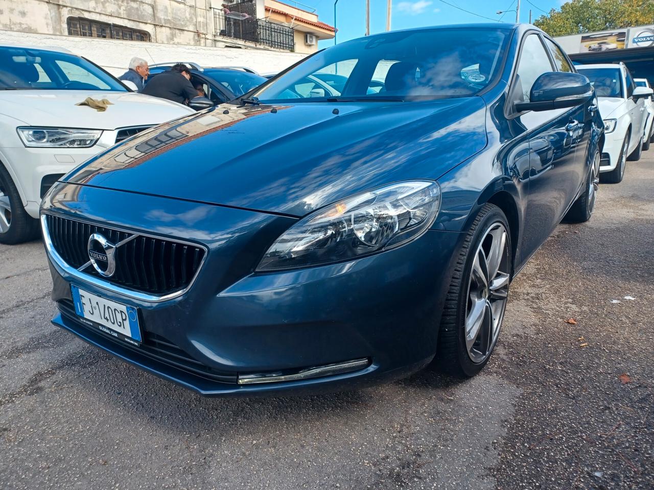 Volvo V40 D3 Geartronic Momentum ANNO 2017