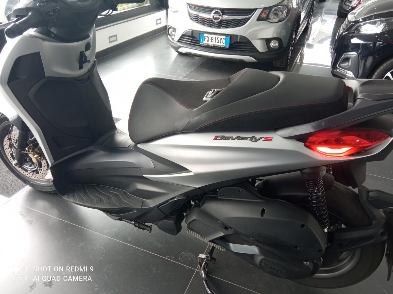 Piaggio Beverly S 300 HPE - PARI AL NUOVO!