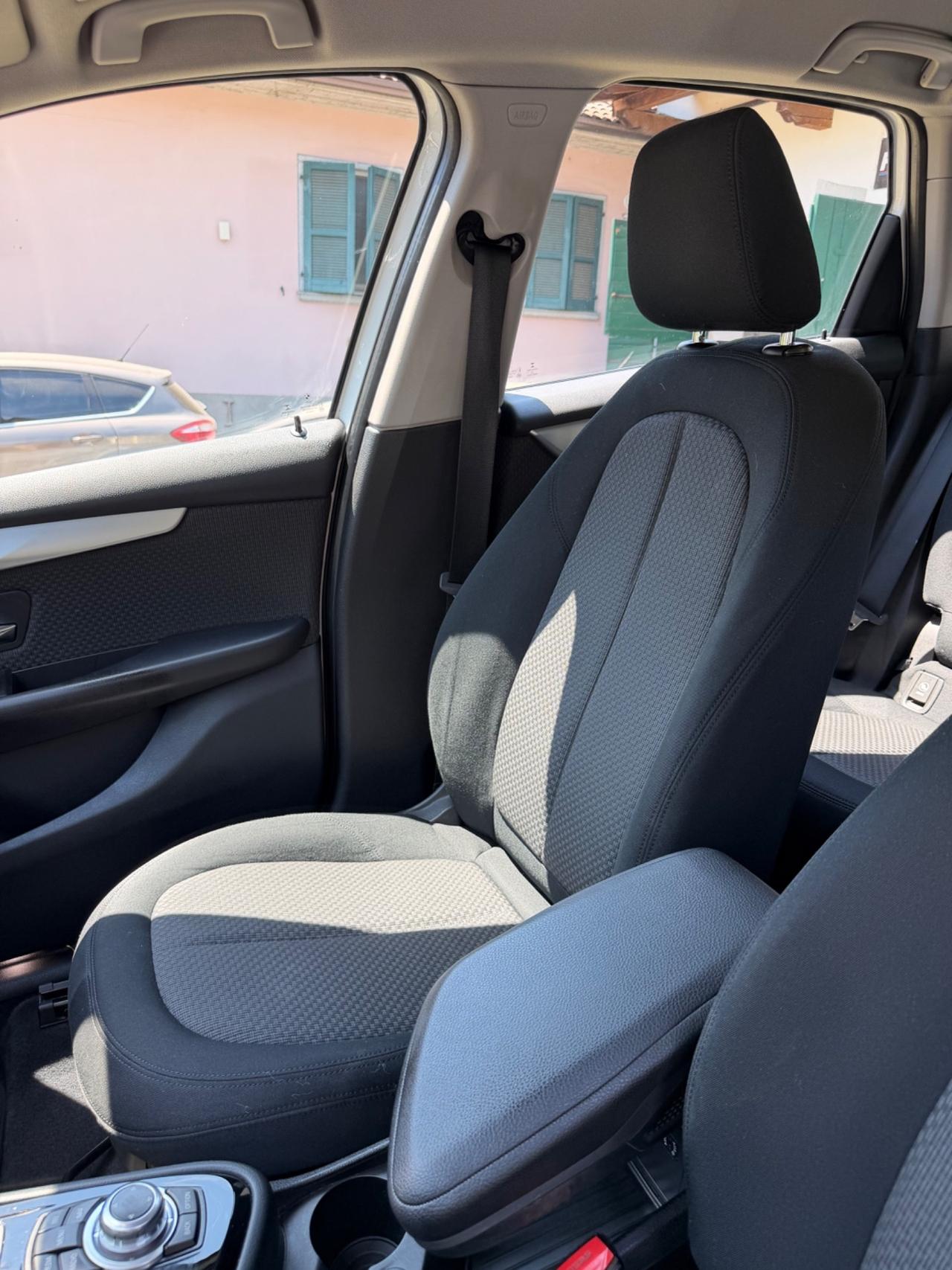 Bmw 216d ACTIVE TOURER SPORT EU6B KMCERT