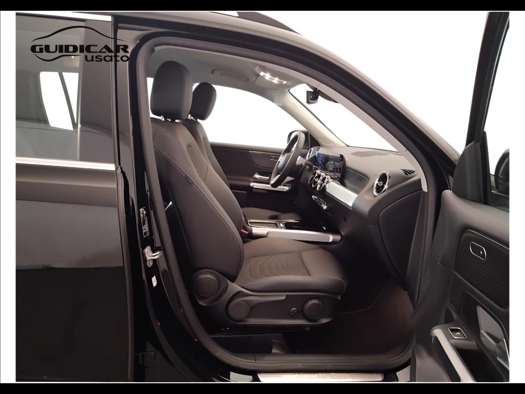 Mercedes-Benz GLB - X247 2023 - GLB 180 d Progressive Advanced auto
