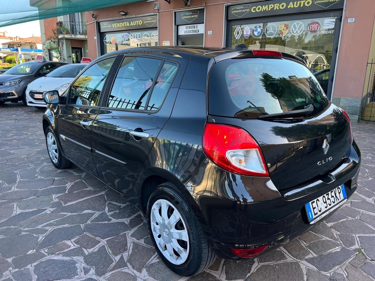 Renault Clio 1.2 16V 5 porte Luxe